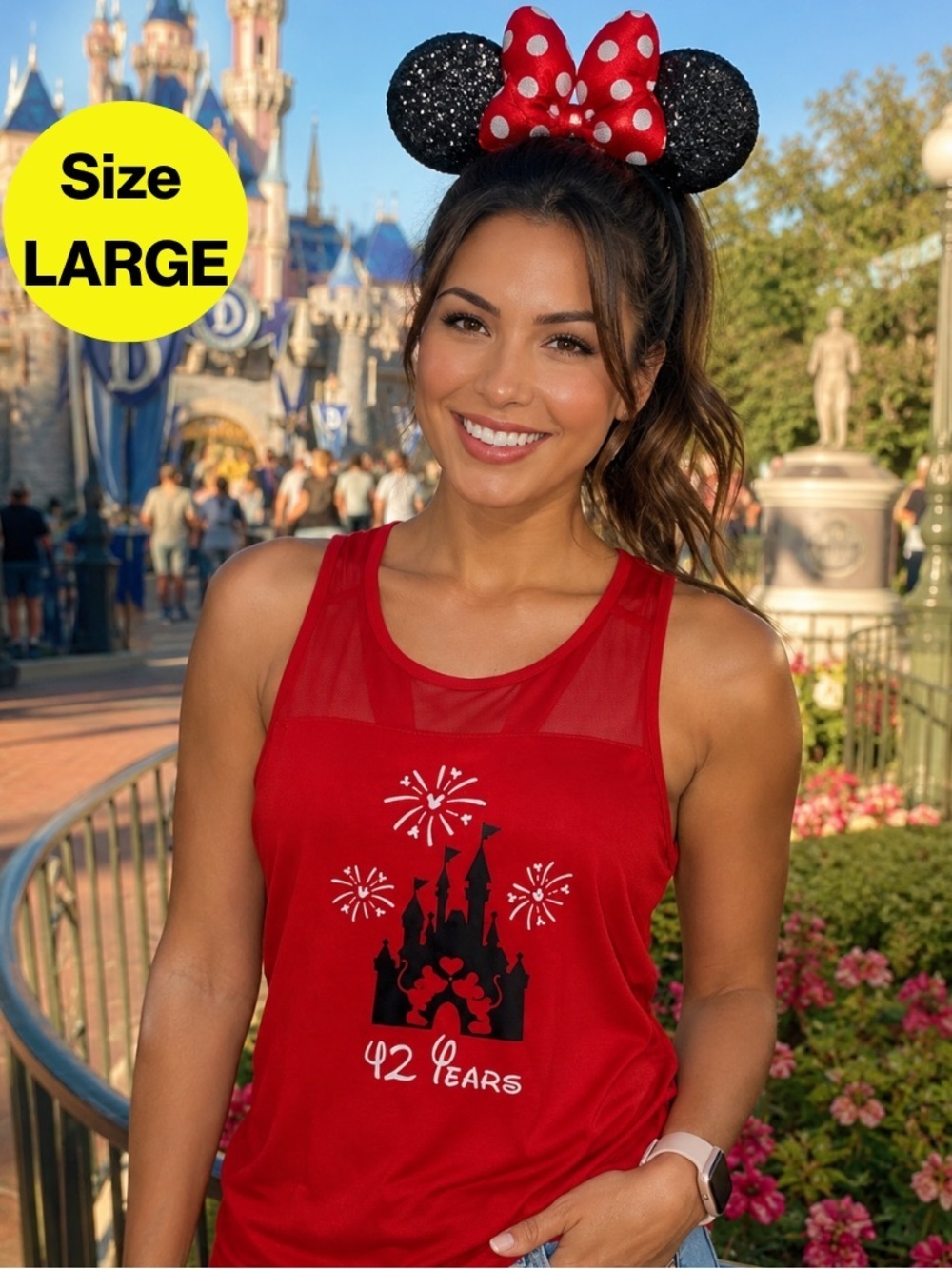 3/for $15 🍒 Disney Castle-Themed Red Lightweight Tank Top (Women’s Size Large)